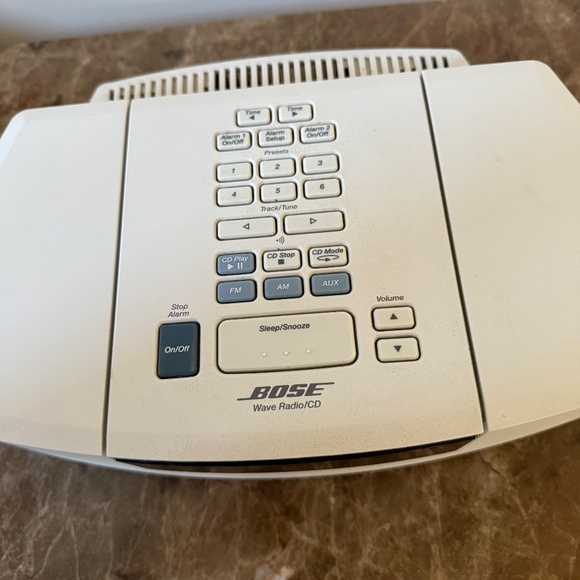 Bose Wave AM FM Radio CD Player Alarm Clock Model AWRC-1P Tested Works No Remote - Picture 9 of 10
